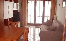 Jean Home